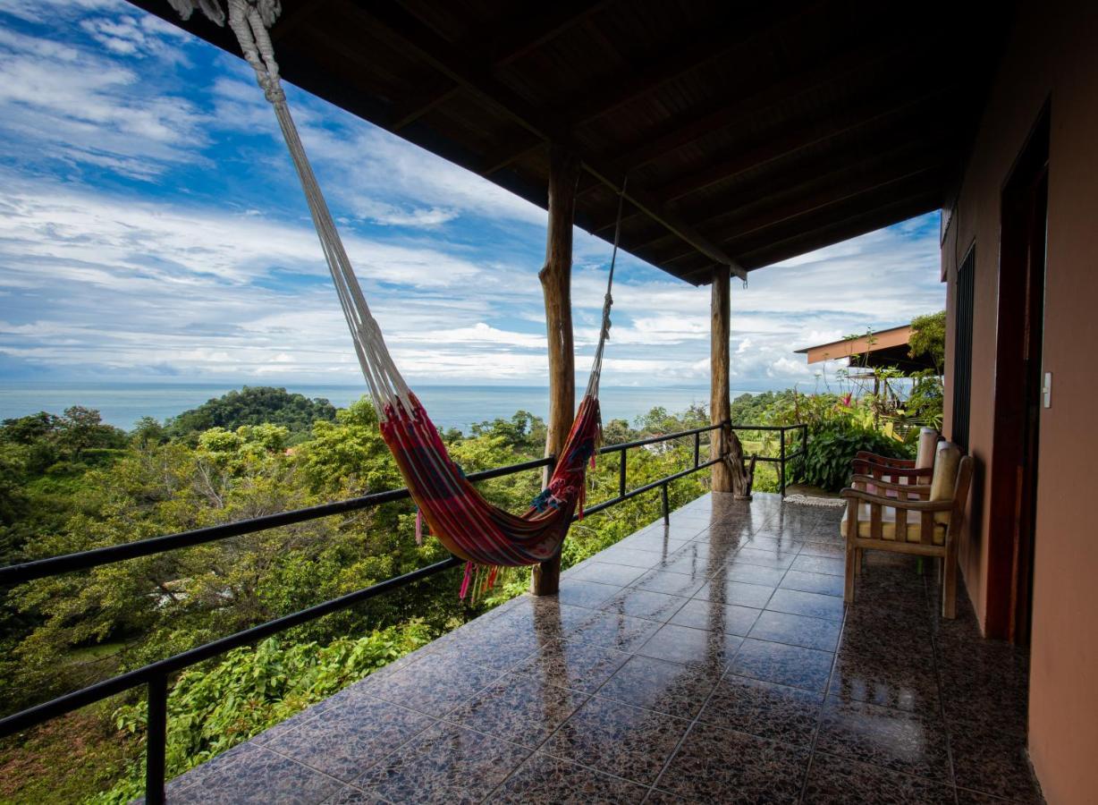 Pura Natura Lodge Manuel Antonio Buitenkant foto